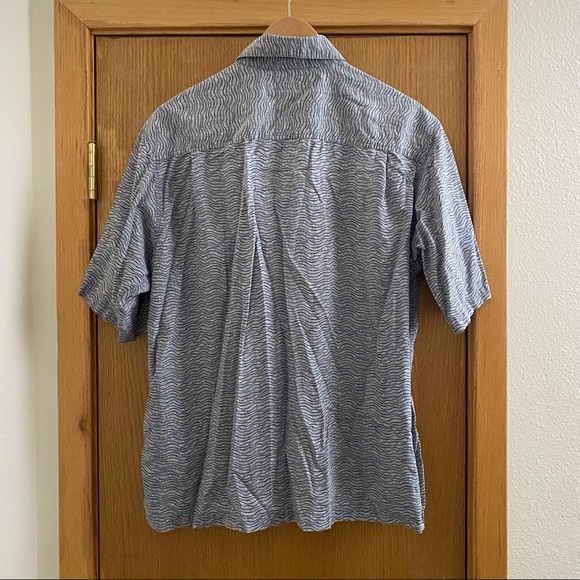 ROYAL ROBBINS • Short Sleeve Button Down Shirt - L - Picture 2 of 15